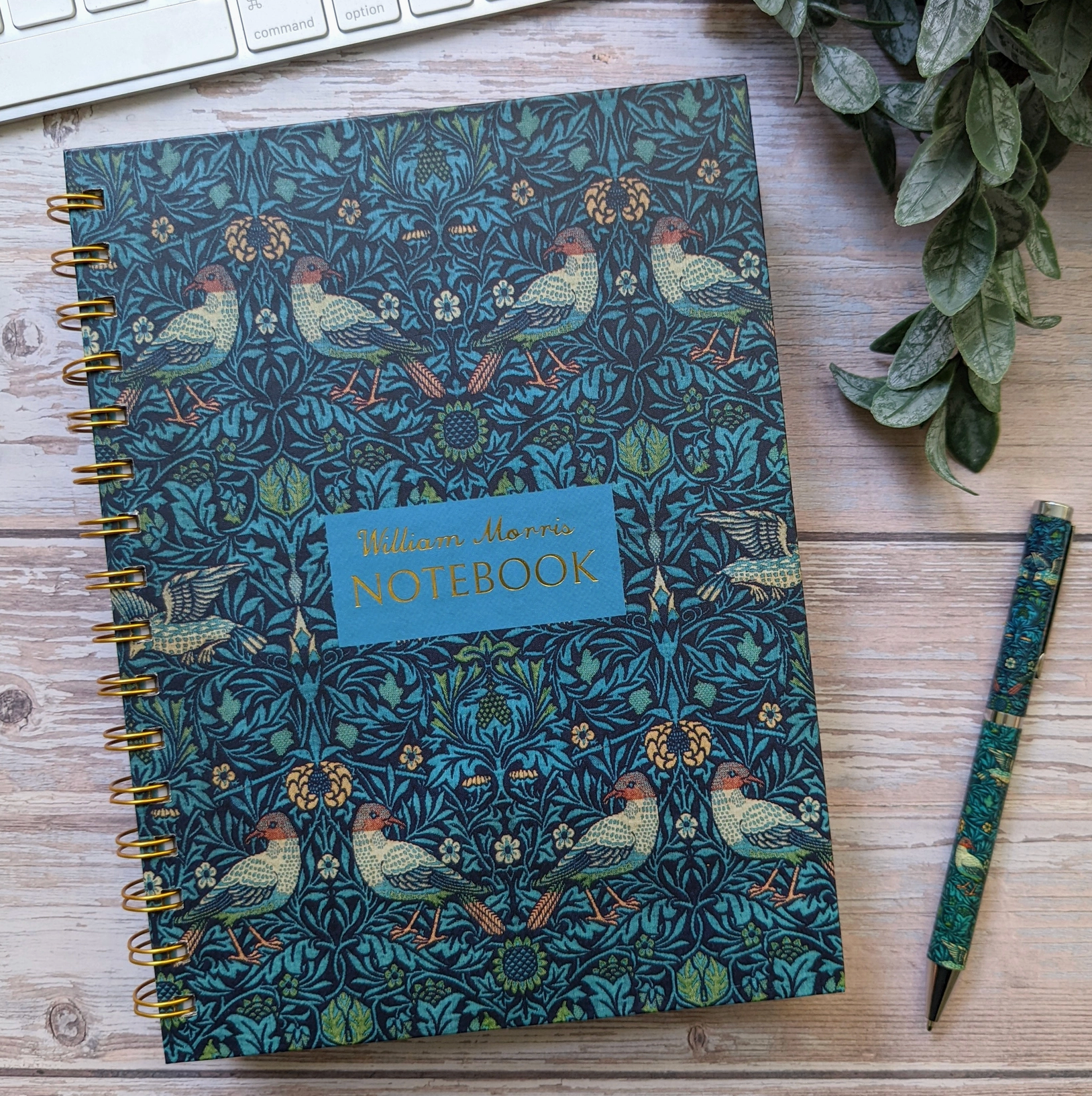 William Morris: Birds Wiro Notebook