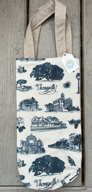 Open image in slideshow, Toile of Thomasville™ Wine Tote
